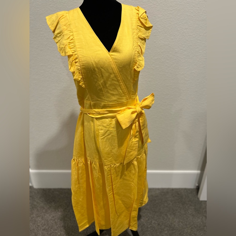 Dress - Picture 2 of 3